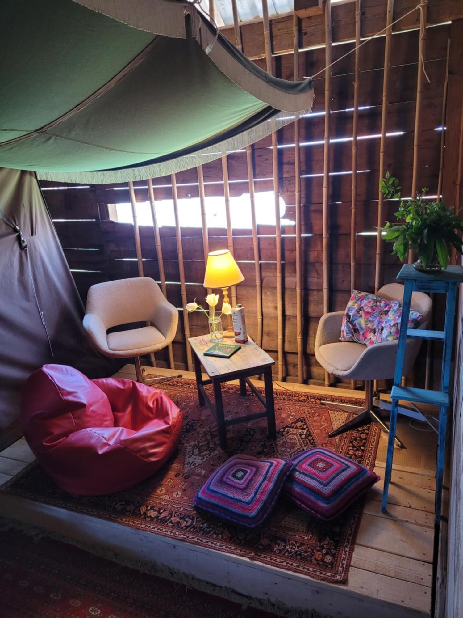 Nomads Glamp Hostel Bled Exterior photo